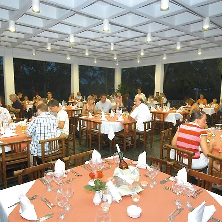 Club Kastalia Village 5* Konaklı