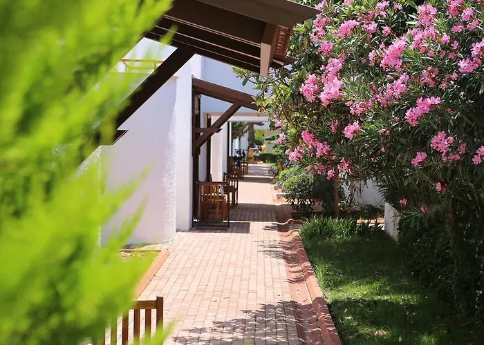 Club Kastalia Village Resort Konaklı