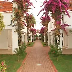 Club Kastalia Village Resort Konaklı