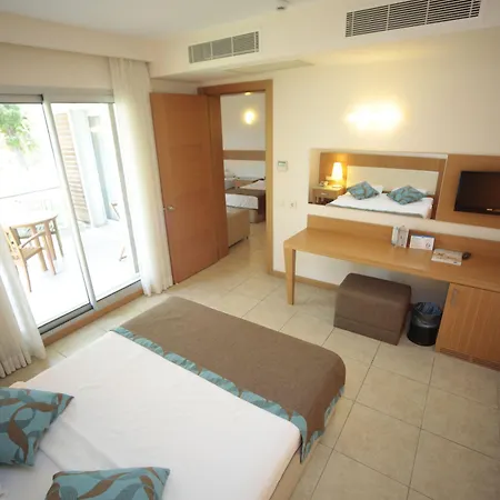 Club Kastalia Village 5* Konaklı
