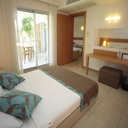 Club Kastalia Village 5* Konaklı